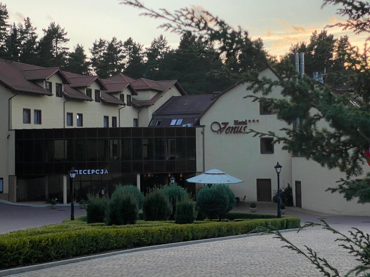 Hotel Venus Kolbudy Kültér fotó