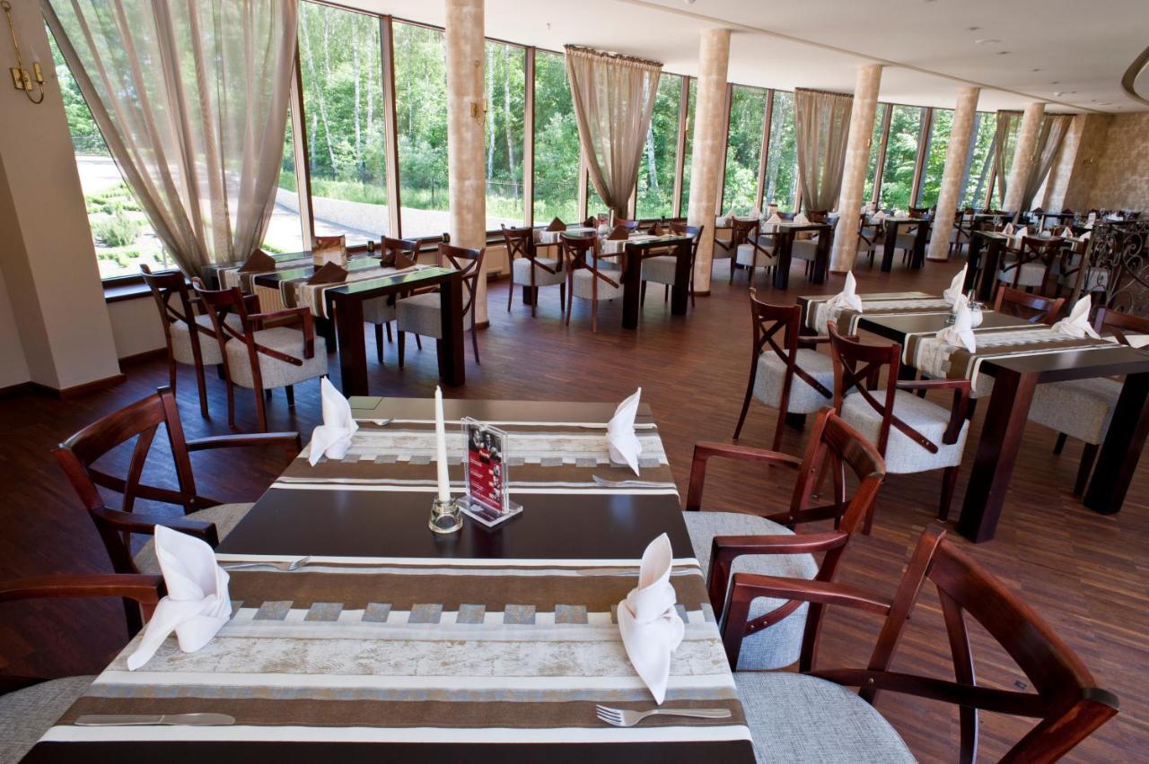 Hotel Venus Kolbudy Kültér fotó